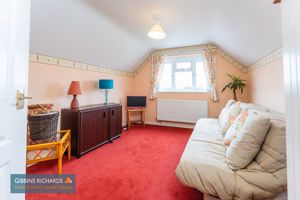 Bedroom- click for photo gallery